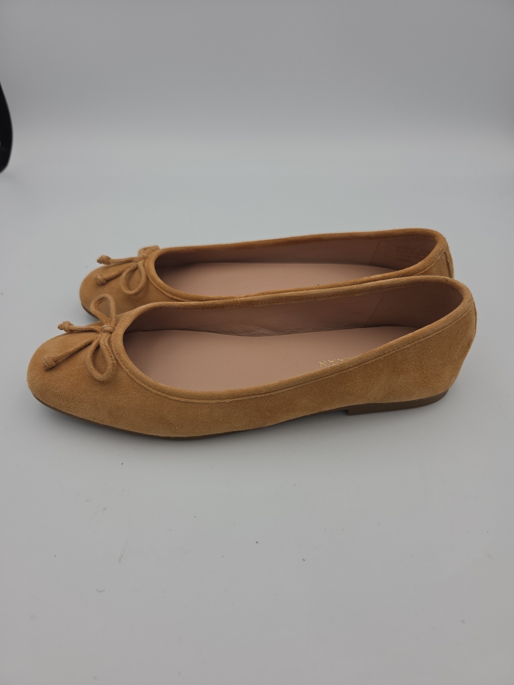 Cole Haan Camel Suede Bow Ballet Flats Size 5.5 - Picture 4 of 6
